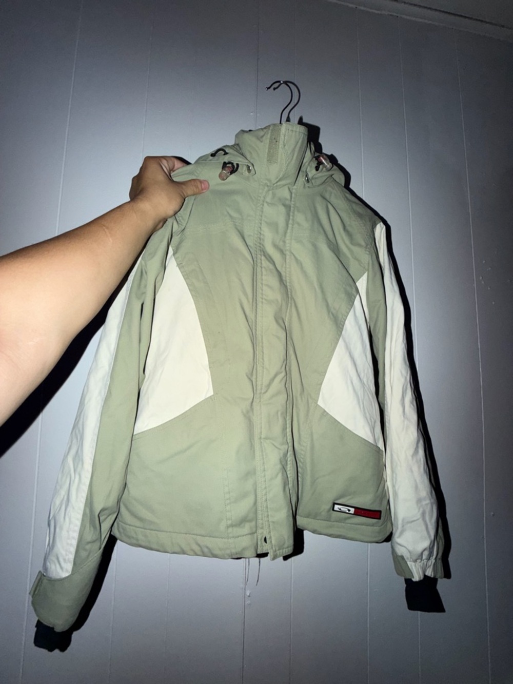 Women Oakley Light Green and White Ski Jacket